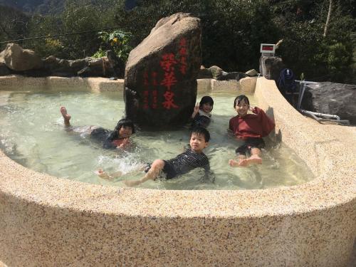Swimming pool, 北橫之星渡假山莊 in Taoyuan Swimming pool, 北橫之星渡假山莊 in Taoyuan