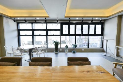 会议室/宴会厅, K-奥浦公寓酒店 (Residence Hotel K Okpo) in 巨济 会议室/宴会厅, K-奥浦公寓酒店 (Residence Hotel K Okpo) in 巨济