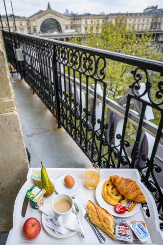 Altan/terrasse, Hotel d'Alsace in Paris Altan/terrasse, Hotel d'Alsace in Paris