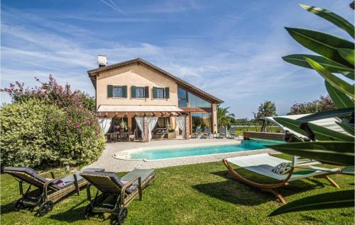 Bazen, Stunning home in Jesolo with Outdoor swimming pool, WiFi and 6 Bedrooms in Jesolo Bazen, Stunning home in Jesolo with Outdoor swimming pool, WiFi and 6 Bedrooms in Jesolo