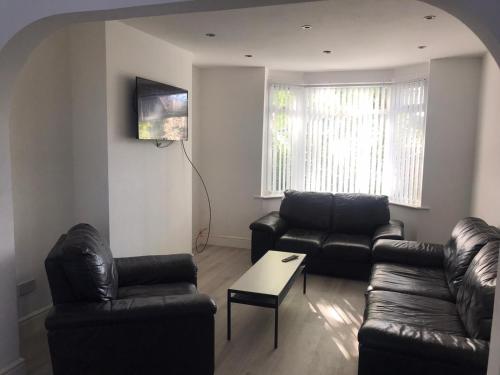 3 BEDROOM HOUSE IN A GREAT LOCATION in Halewood 3 BEDROOM HOUSE IN A GREAT LOCATION in Halewood