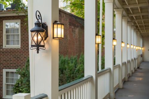 A szálláshely kívülről, Linden Row Inn near Shockoe Slip A szálláshely kívülről, Linden Row Inn near Shockoe Slip