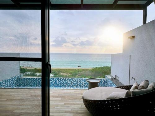 razgled, Kenting Sea Wall 130 in Kenting razgled, Kenting Sea Wall 130 in Kenting