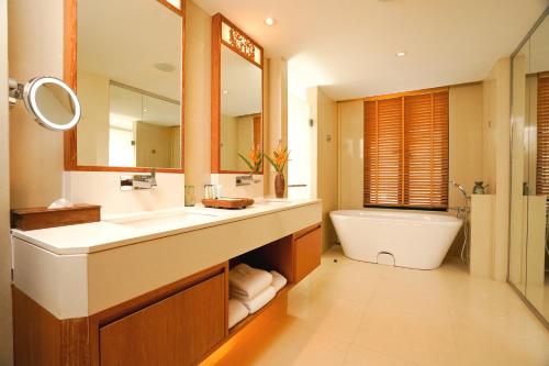 Facilities, Tanjung Rhu Resort in Tanjung Rhu Facilities, Tanjung Rhu Resort in Tanjung Rhu