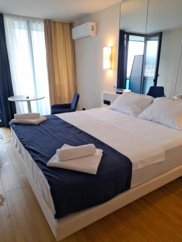 Orbi apartment suite