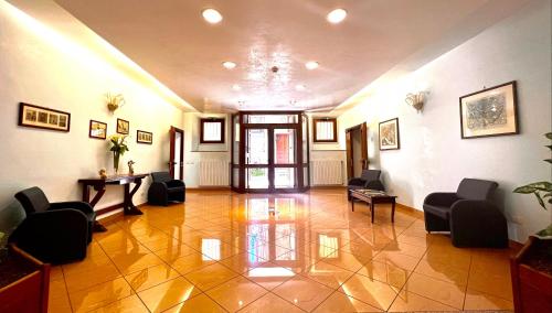 Lobby, Nazareth Residence in Viterbo Lobby, Nazareth Residence in Viterbo
