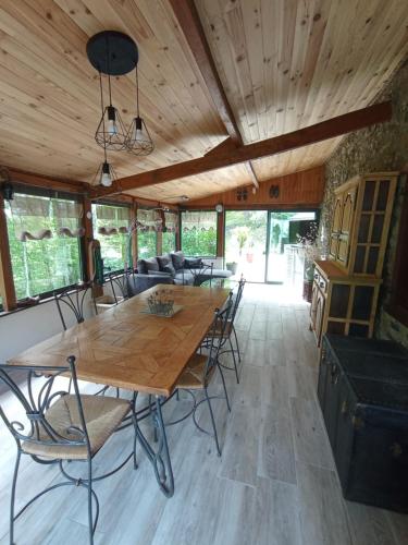 Maison avec piscine au milieu des bois in Aucazein Maison avec piscine au milieu des bois in Aucazein