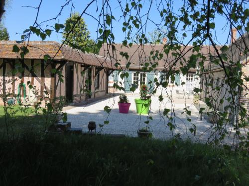 This photo about Gites Chambres d'hotes Entre Terre & Mer shared on HyHotel.com