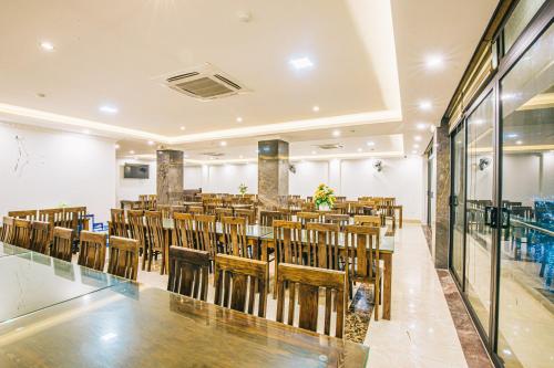 레스토랑, Khách sạn Maldives - FLC Lux City Sầm Sơn in 탄호아 / 삼손 비치 레스토랑, Khách sạn Maldives - FLC Lux City Sầm Sơn in 탄호아 / 삼손 비치