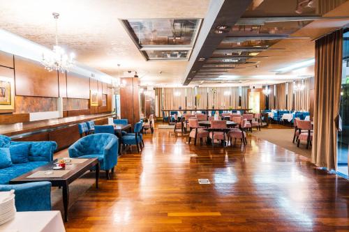 餐厅, 假日酒店 (Hotel Holiday) in 萨拉热沃 餐厅, 假日酒店 (Hotel Holiday) in 萨拉热沃