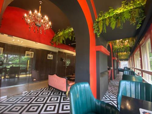 Pub/Lounge, Gulf Hotel Colaba near Jehangir Galéria Pub/Lounge, Gulf Hotel Colaba near Jehangir Galéria