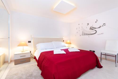 Romeo and Juliet Apartments