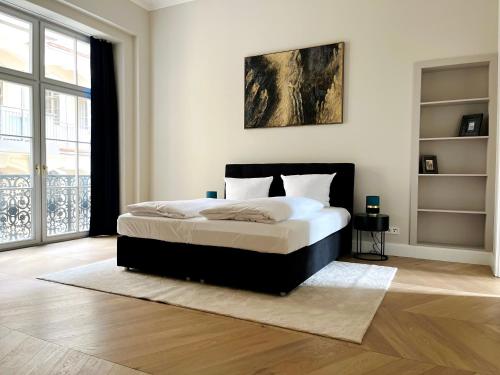 Luxury Home / 3-Raum-Suite an der Frauenkirche / 4