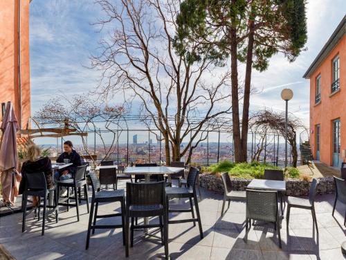 Hostel Lyon Centre near Gallo-Roman Museum Hostel Lyon Centre near Gallo-Roman Museum