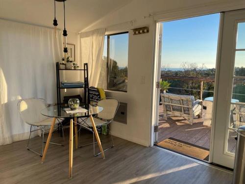 30 PCT OFF! Malibu Serene Cabin, Ocean View, Beach in Malibu 30 PCT OFF! Malibu Serene Cabin, Ocean View, Beach in Malibu