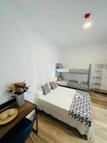 HOSTEL COSTA-LUZ Béjar 28-30 (HOSTEL COSTA-LUZ Bejar 28-30) in Huelva HOSTEL COSTA-LUZ Béjar 28-30 (HOSTEL COSTA-LUZ Bejar 28-30) in Huelva