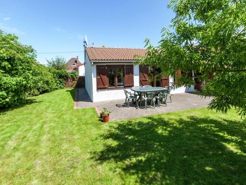 Garden, Holiday home with private garden in Bredene in Bredene Garden, Holiday home with private garden in Bredene in Bredene