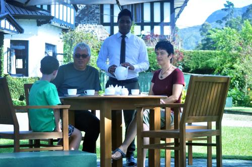 餐飲選擇, 努沃勒埃利耶山間小屋 (Hill Cottage Nuwara Eliya) in 努沃勒埃利耶 餐飲選擇, 努沃勒埃利耶山間小屋 (Hill Cottage Nuwara Eliya) in 努沃勒埃利耶