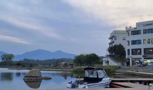 Lakestone&Hotel Sokcho in Yeongrang Lakestone&Hotel Sokcho in Yeongrang