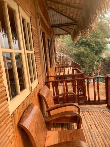 Green Homestay Mai Chau in Mai Chau (Hoa Binh) Green Homestay Mai Chau in Mai Chau (Hoa Binh)