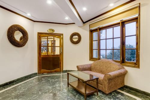 Lobby, Summit Le Royale Hotel in Shimla Lobby, Summit Le Royale Hotel in Shimla