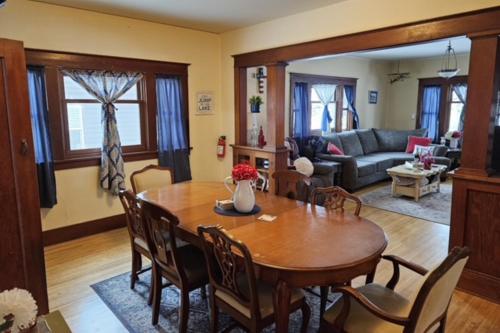 South Sandpoint Charmer in Sandpoint South Sandpoint Charmer in Sandpoint