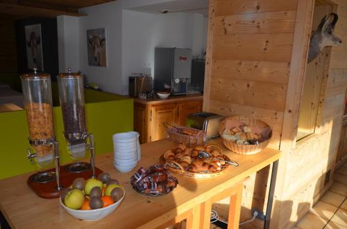 Food and beverages, Hotel Les Bruyeres in Morzine Food and beverages, Hotel Les Bruyeres in Morzine