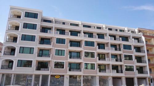 This photo about Evi Apartments 2 shared on HyHotel.com