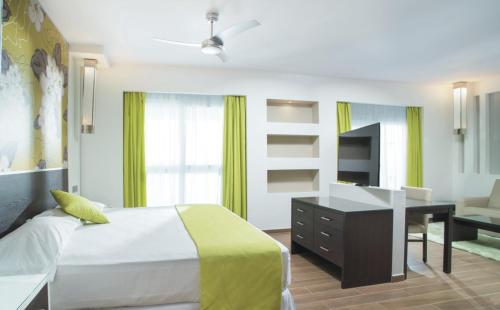 RIU Reggae All-Inclusive - Adults Only in Montego Bay RIU Reggae All-Inclusive - Adults Only in Montego Bay