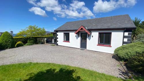 Hill Sea View Cottage in Glengarriff Hill Sea View Cottage in Glengarriff