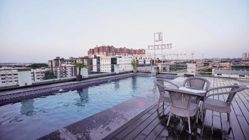 Swimming pool, Leroy grand, Yeshwanthpur near Orion Mall Swimming pool, Leroy grand, Yeshwanthpur near Orion Mall
