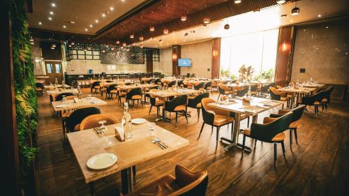 Restaurant, Leroy grand, Yeshwanthpur near Orion Mall Restaurant, Leroy grand, Yeshwanthpur near Orion Mall