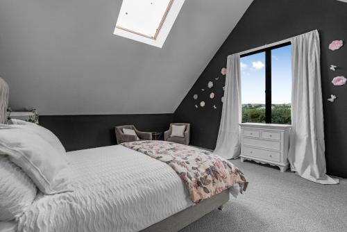 Eksterijer hotela, Olive Estate - Martinborough Holiday Home in Featherston Eksterijer hotela, Olive Estate - Martinborough Holiday Home in Featherston