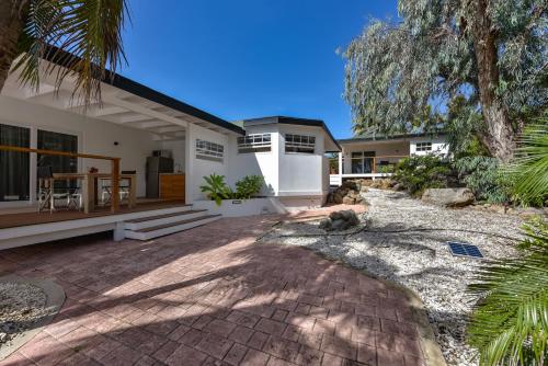Koeriboeri Aruba Lodges in Аруба Koeriboeri Aruba Lodges in Аруба