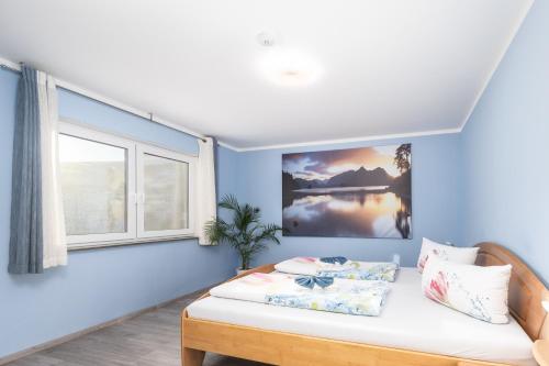Familienfreundliche 3-Zimmer-Ferienwohnung in Saal an der Donau Familienfreundliche 3-Zimmer-Ferienwohnung in Saal an der Donau