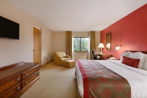 Ramada by Wyndham Raleigh in Southwest Raleigh Ramada by Wyndham Raleigh in Southwest Raleigh
