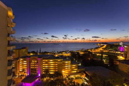Pemandangan luar, Ramada Hotel and Suites Noumea in Noumea Pemandangan luar, Ramada Hotel and Suites Noumea in Noumea