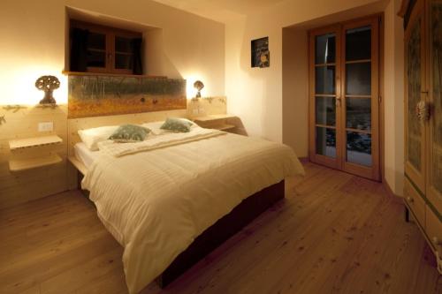 This photo about AD Fort Hensel shared on HyHotel.com