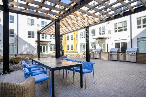 مرافق, Arlington Heights 2br w wd gym bbq nr dining CHI-911 in Arlington Heights مرافق, Arlington Heights 2br w wd gym bbq nr dining CHI-911 in Arlington Heights