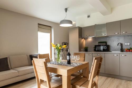 udanypobyt Apartamenty Smrekowa in זאקופנה udanypobyt Apartamenty Smrekowa in זאקופנה