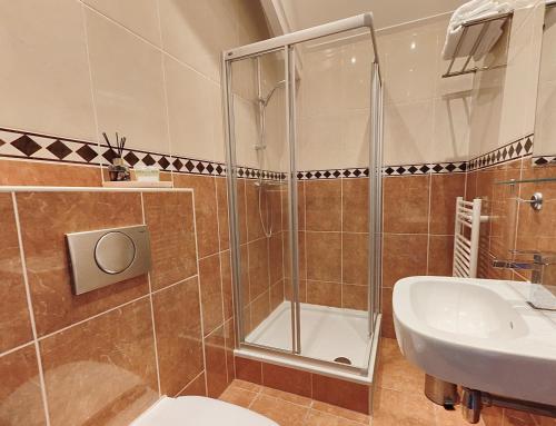 دش, CN-Hotel in ارنيهيم دش, CN-Hotel in ارنيهيم