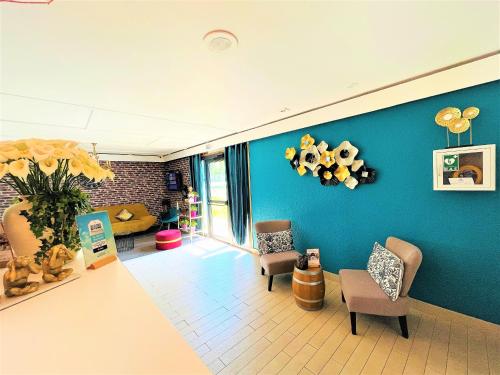 Hotel Kyriad Peronne in Перон Hotel Kyriad Peronne in Перон