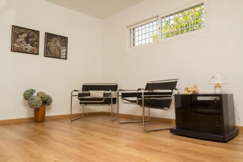 This photo about Azul Rentals Villa Albir shared on HyHotel.com