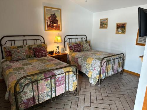 水牛城牧場汽車旅館 (Buffalo Chip's Ranch House Motel) in 波尼他泉 (FL) 水牛城牧場汽車旅館 (Buffalo Chip's Ranch House Motel) in 波尼他泉 (FL)