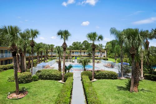 ทัศนียภาพภายนอกโรงแรม, เดย์ อินน์ บาย วินด์แฮม เดย์โทนาบีช สปีดเวย์ (Days Inn by Wyndham Daytona Beach Speedway) in เดย์โทนา บีช แอร์พอร์ต ทัศนียภาพภายนอกโรงแรม, เดย์ อินน์ บาย วินด์แฮม เดย์โทนาบีช สปีดเวย์ (Days Inn by Wyndham Daytona Beach Speedway) in เดย์โทนา บีช แอร์พอร์ต