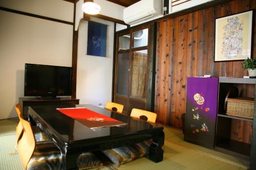 This photo about Kyo Machiya no Yado Bettei Bukkojihigashi shared on HyHotel.com