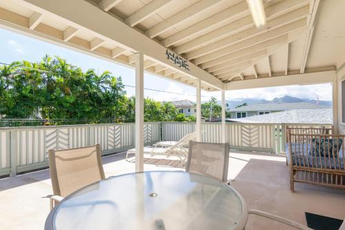 Steps to the beach upstairs Apartment with 3 bedrooms & 2 bath AC in カイルア オアフ(HI) Steps to the beach upstairs Apartment with 3 bedrooms & 2 bath AC in カイルア オアフ(HI)