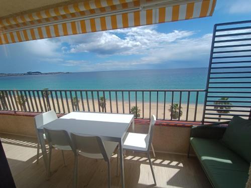 Apartaments Primera Linea Torre Valentina in Sant Antoni de Calonge Apartaments Primera Linea Torre Valentina in Sant Antoni de Calonge