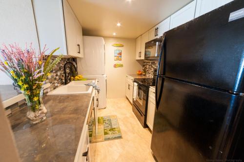 Gorgeous Ocean Views! Welcome to Bella Breeze! BeachFront 2BR 2BA in St. Croix Gorgeous Ocean Views! Welcome to Bella Breeze! BeachFront 2BR 2BA in St. Croix