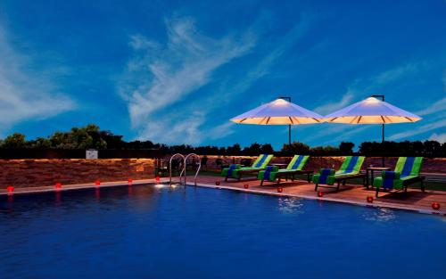 プール, フォーチュン パーク JPS グランド ラジコット - メンバー ITC ホテルズ グループ (Fortune Parj JPS Grand Rajkot - Member ITC Hotels' Group) in ラージコート プール, フォーチュン パーク JPS グランド ラジコット - メンバー ITC ホテルズ グループ (Fortune Parj JPS Grand Rajkot - Member ITC Hotels' Group) in ラージコート